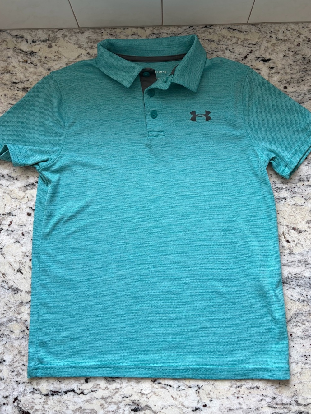 NWOT Under Armour Youth Medium